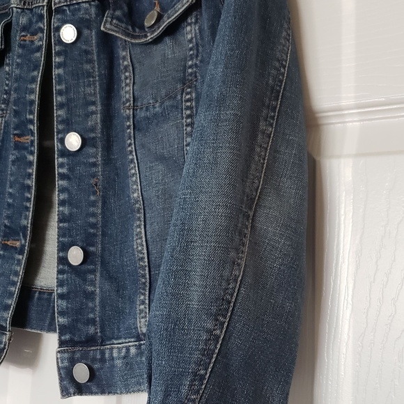 Like New Classic Benetton Demin Jacket - Local pickup available in Vancouver, WA - Picture 3 of 5